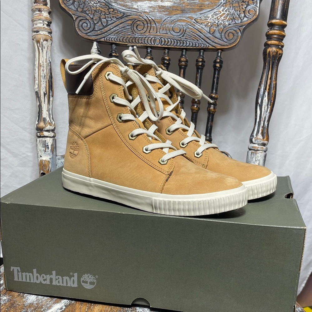Timberland Suede Skyla Bay Wheat Nubuck Tan & Brown Lace Up Boots, Gorgeous! 7.5